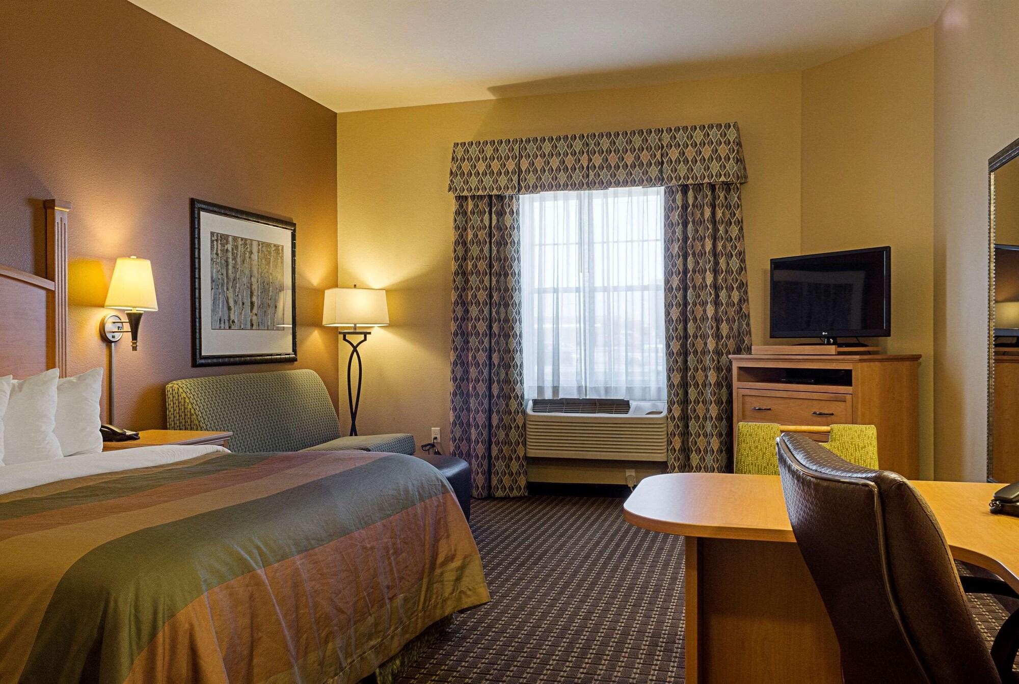 Mainstay Suites Williston Bagian luar foto
