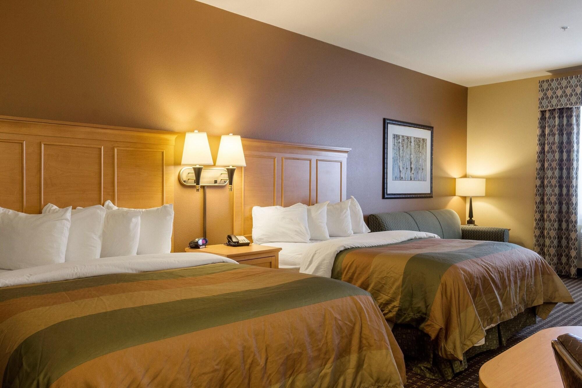 Mainstay Suites Williston Bagian luar foto