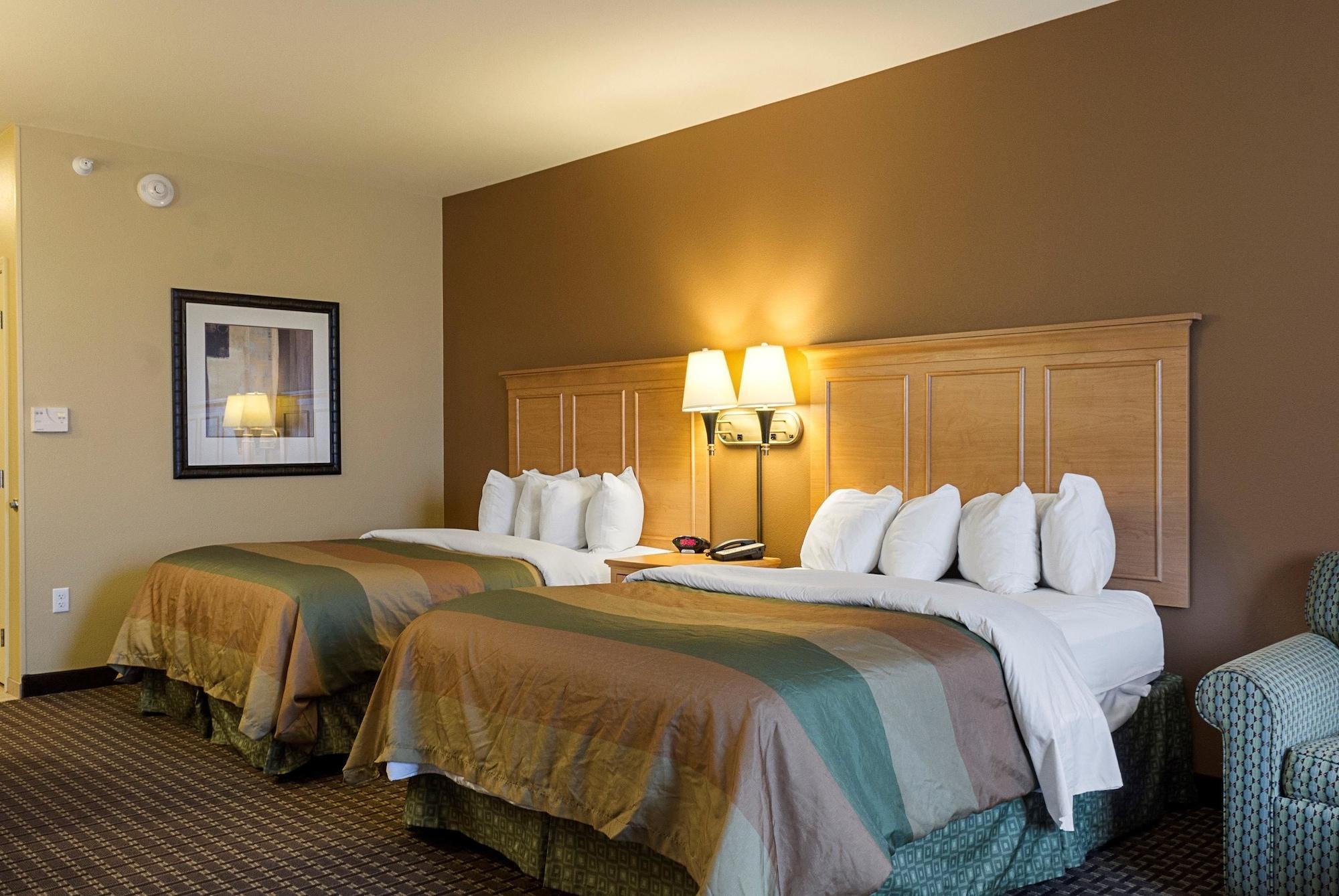 Mainstay Suites Williston Bagian luar foto